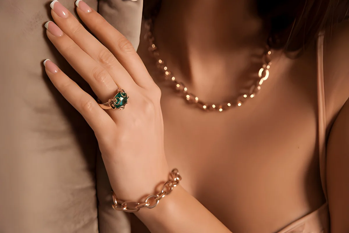 Timeless Elegance, Modern Sparkle