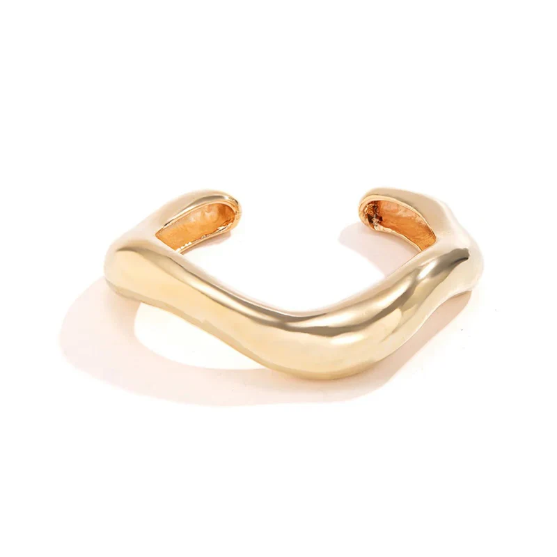 Irregular Chunky Wave Bracelet - Image 4