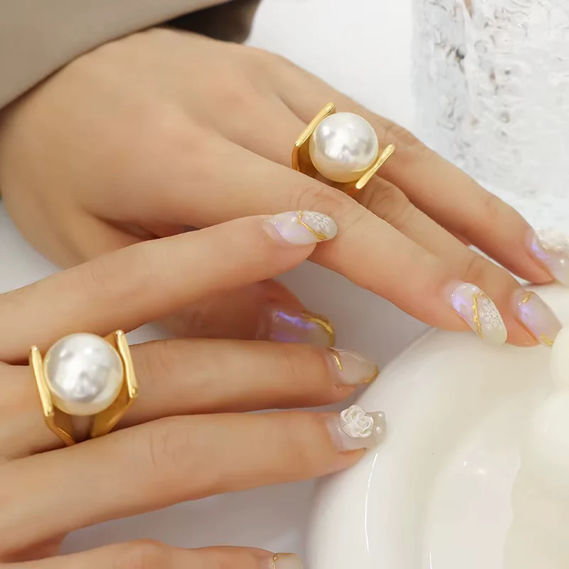 Y Shaped Pearl Ring - Image 4